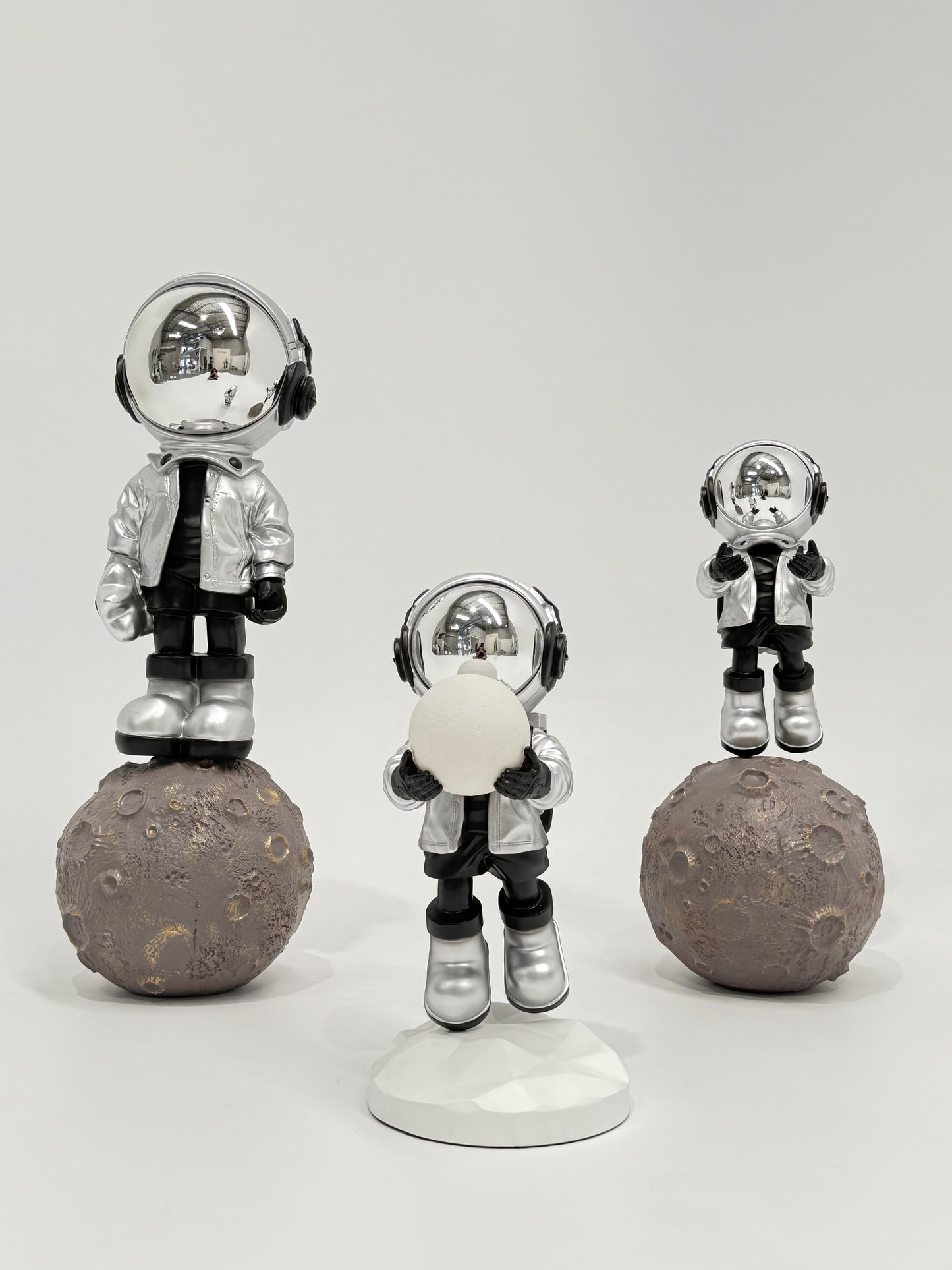 Cosmic Explorer Astronaut Light On The Moon