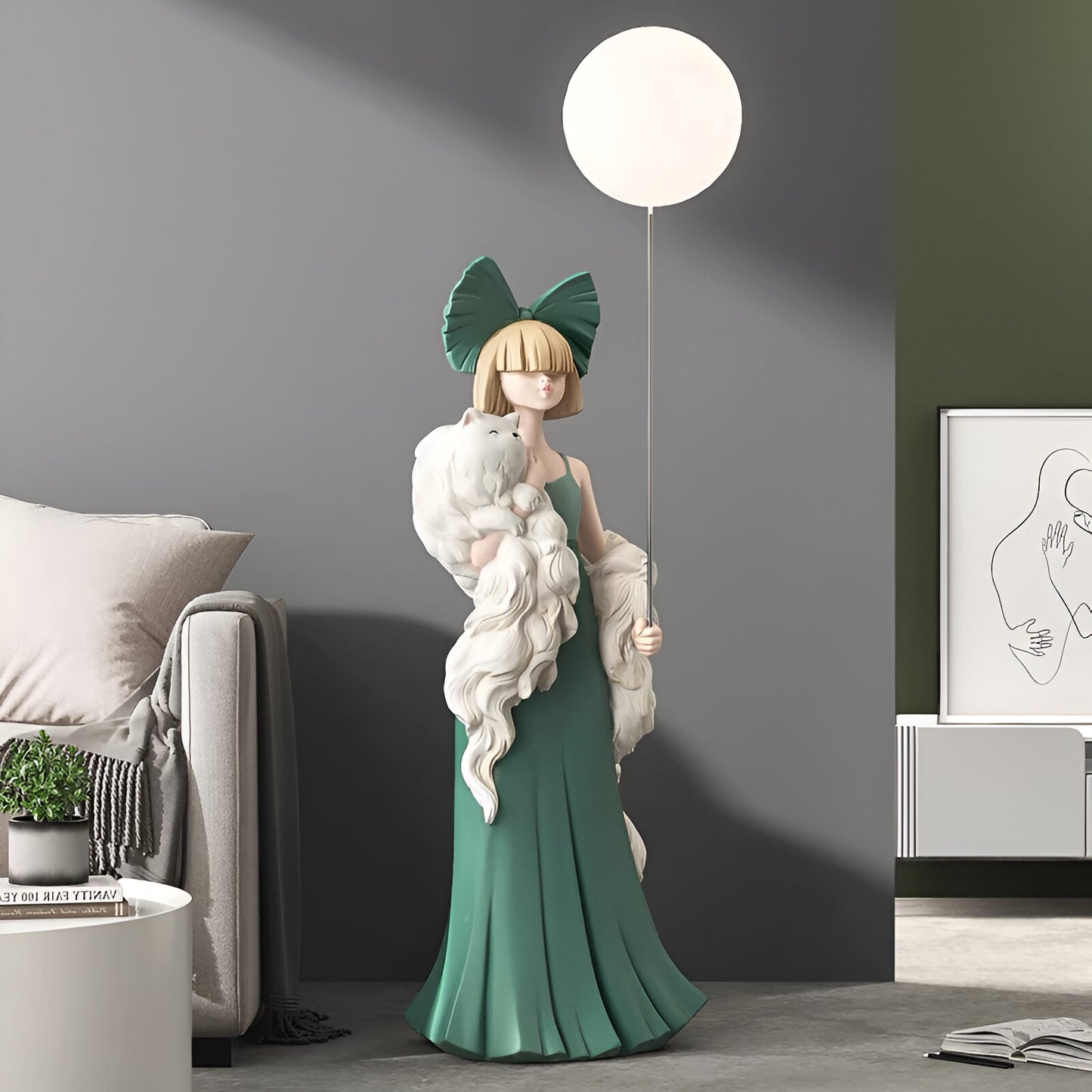 Amy Kitty Light Statue